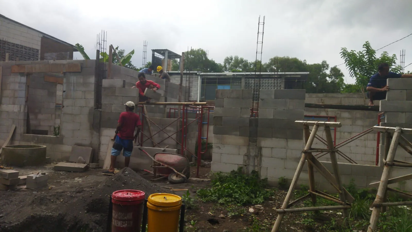 Proses pembangunan Kost Mlangi 6